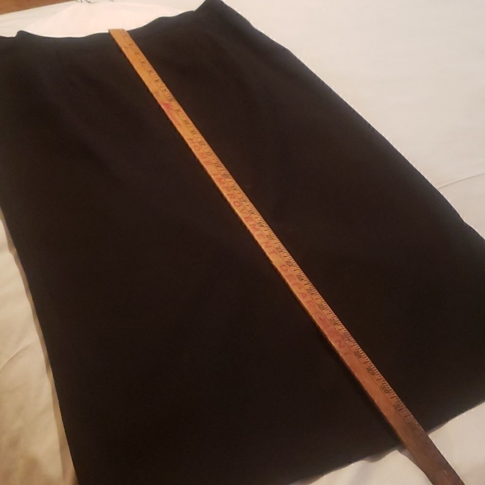 4@30.00  or 25.00;PLUS Size Ladies Skirt by SAG HARBOR - Picture 9 of 13